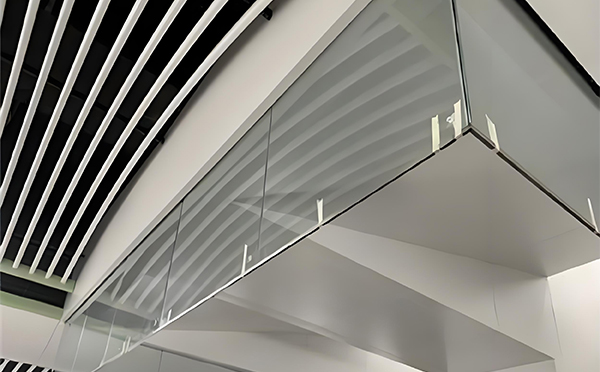 敦煌玻璃挡烟垂壁