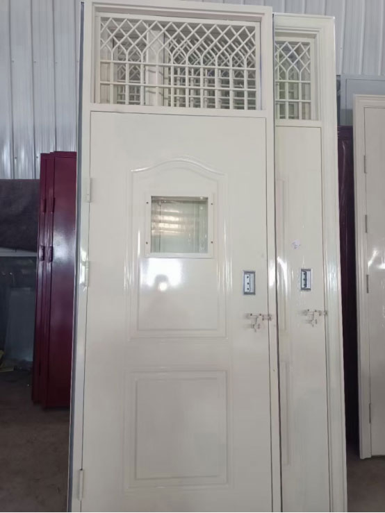 敦煌学校教室门 敦煌学校教室门